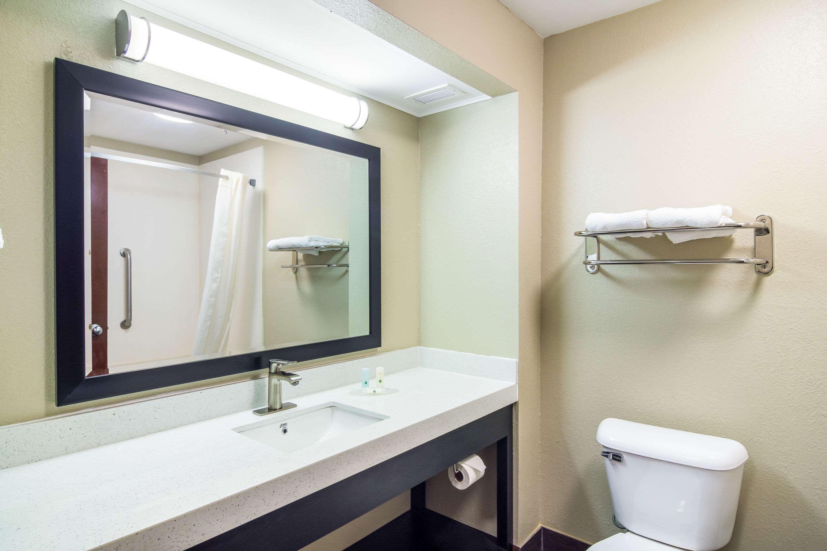 Quality Inn & Suites Canton, Ga Екстериор снимка
