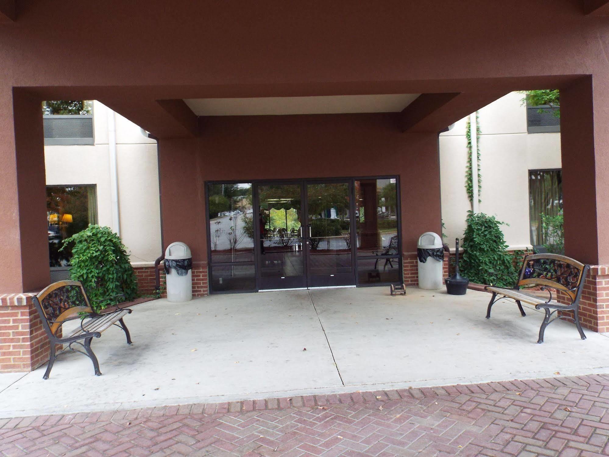 Quality Inn & Suites Canton, Ga Екстериор снимка